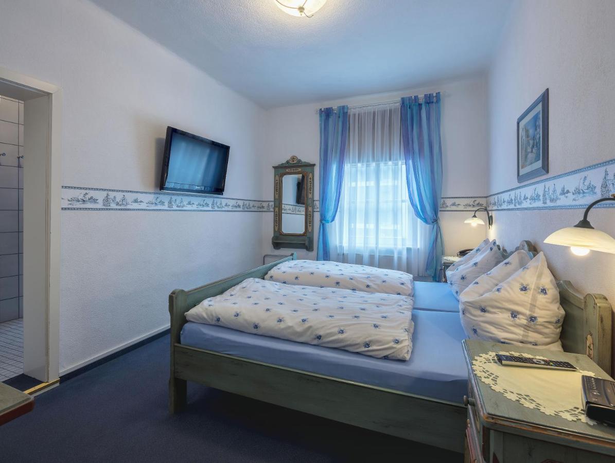מולהיים אן דר מוזל Hotel Zur Post מראה חיצוני תמונה